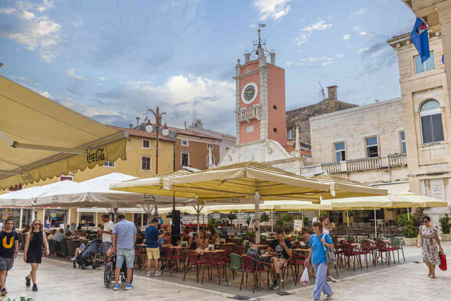 Croacia - Zadar 02 - plaza Narodni